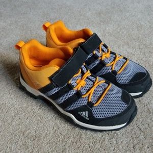 Adidas boys shoes.  New worn once. Size 1.